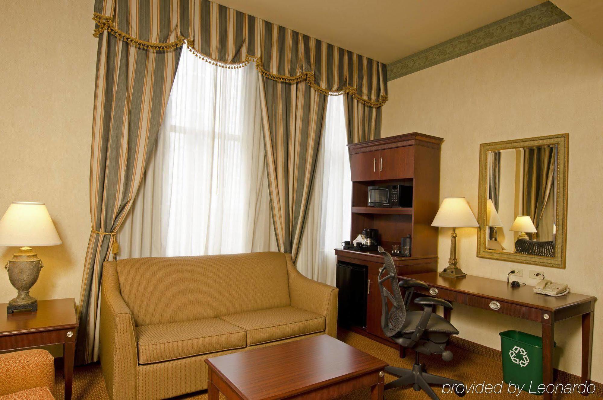 Hilton Garden Inn Indianapolis Downtown Rum bild